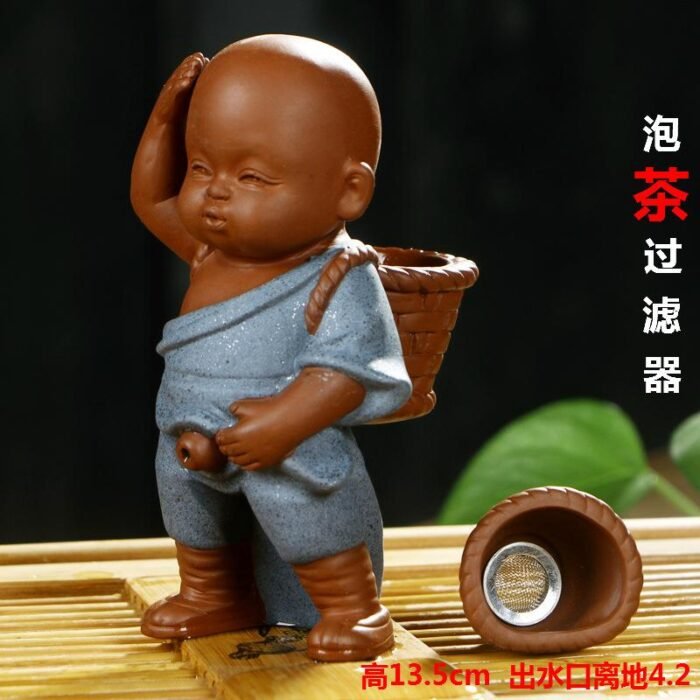 H9da3fb82bdac415da34b7e133af077ddD Tea Pets Ornament Chinese Folk Art Purple Clay Decoration Crafts Figurines Little Monk Yixing Baby Boy Spray Pee Tea Accessories