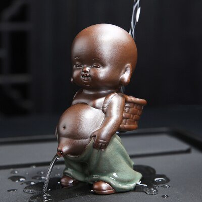 XMT-HOME New Purple Sand Pee Spout Water Spray Tea Pet Decoration Little Monk Tea Infuser Pissing Tea Boy