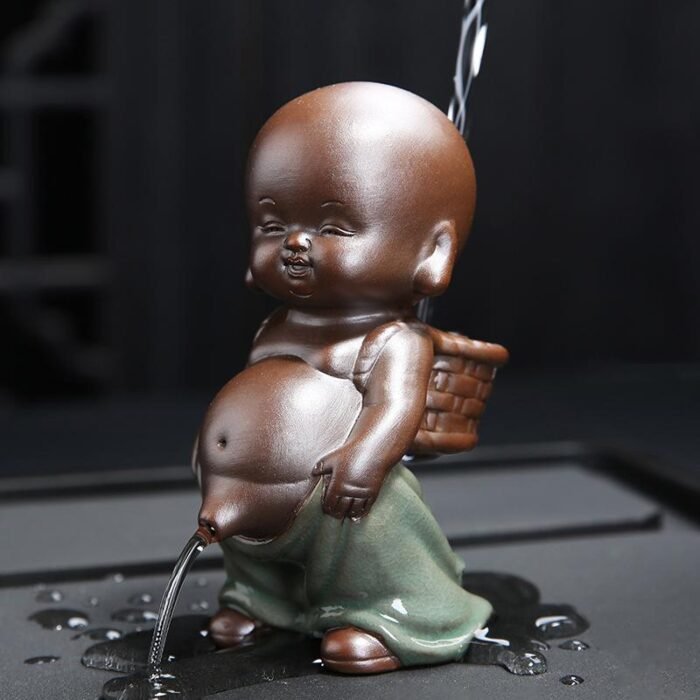 Sdeeb6e9cbc0d4595bcf7326e140f5027O Tea Pets Ornament Chinese Folk Art Purple Clay Decoration Crafts Figurines Little Monk Yixing Baby Boy Spray Pee Tea Accessories